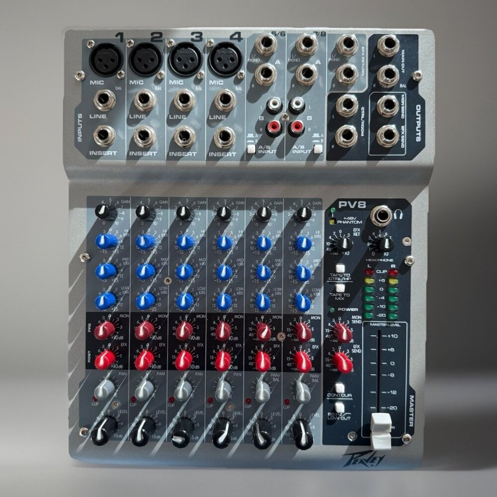 Peavey PV8 8 Channel Compact Mixer Audio Studio Carrying Case NO POWER CABLE.